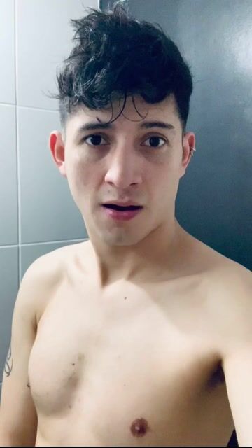 Model - andrew_rozzi blowjob