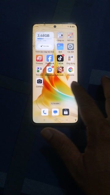 Oppo Reno 8T 5G 8GB+4GB/128GB Nứt kính. Mua bán Điện thoại tại Quận 8 Tp Hồ Chí Minh được đăng bởi Tính bảo hình 1
