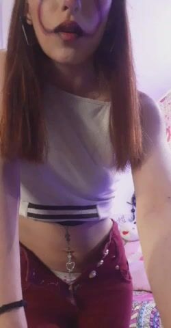 Model - laureen_broke toys