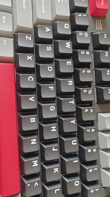 Bàn phím cơ Lingbao new 100%. Mua bán Phụ kiện (Màn hình, Chuột...) tại Huyện Gò Công Tây Tiền Giang được đăng bởi Quang hình 1