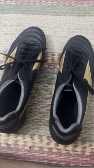 Giày đá bóng Mizuno Morelia Club Nam Đen phối vàng. Mua bán Đồ thể thao, Dã ngoại tại Quận Phú Nhuận Tp Hồ Chí Minh được đăng bởi hiếu huỳnh hình 1