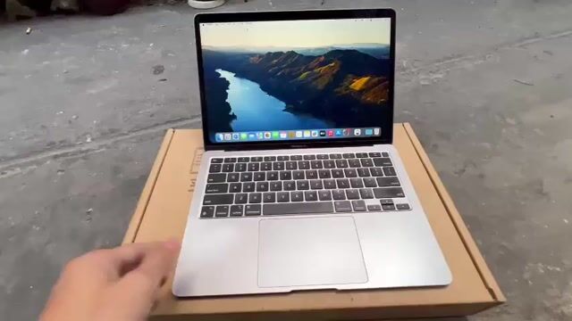 AIR M1 13'' GRAY / 8G / 512G / 8GPU / FULL SẠCH. Mua bán Laptop tại Quận 3 Tp Hồ Chí Minh được đăng bởi Tèo hình 1