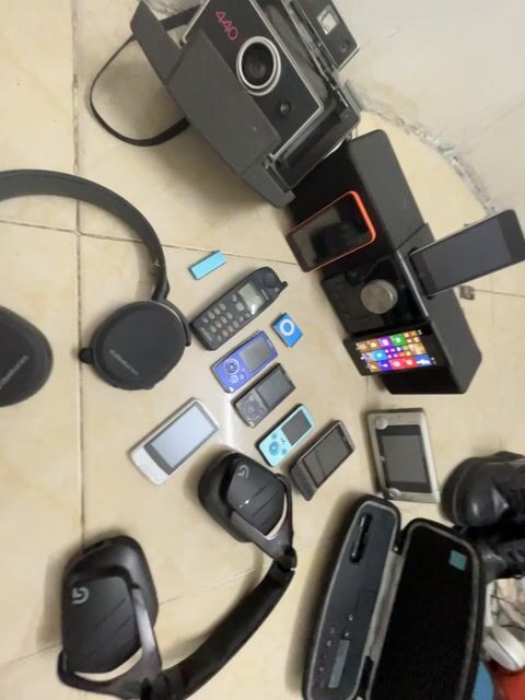 Nokia 720 Denim polaroid 404 tai G633 dock logitec. Mua bán Điện thoại tại Quận Tân Phú Tp Hồ Chí Minh được đăng bởi Trương Hiệp hình 1