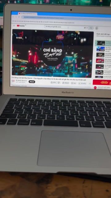 Apple MacBook Air 2017 i5 8GB/256GB. Mua bán Laptop tại Thị xã Tân Uyên Bình Dương được đăng bởi Nhi hình 1