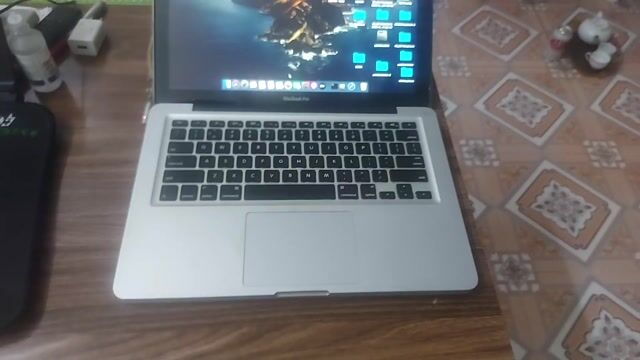Apple Macbook Pro 2012 Bạc. Mua bán Laptop tại Quận Thanh Xuân Hà Nội được đăng bởi Mr Tuyến hình 1