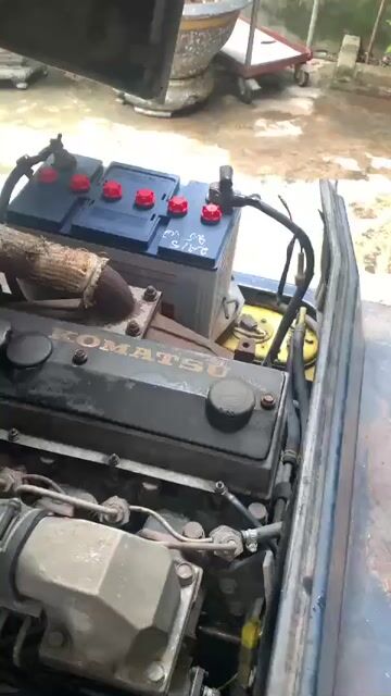 Xe nâng Komatsu dầu 2 tấn. Mua bán Phương tiện khác tại Huyện An Lão Hải Phòng được đăng bởi trung hình 1