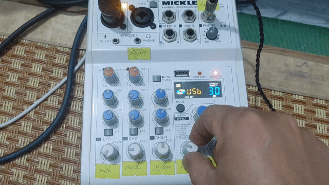 mixer MikleE4. Mua bán Tivi, Âm thanh tại Huyện Bến Cầu Tây Ninh được đăng bởi Cu Rảnh hình 1