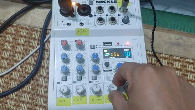 mixer MikleE4. Mua bán Tivi, Âm thanh tại Huyện Bến Cầu Tây Ninh được đăng bởi Cu Rảnh hình 1