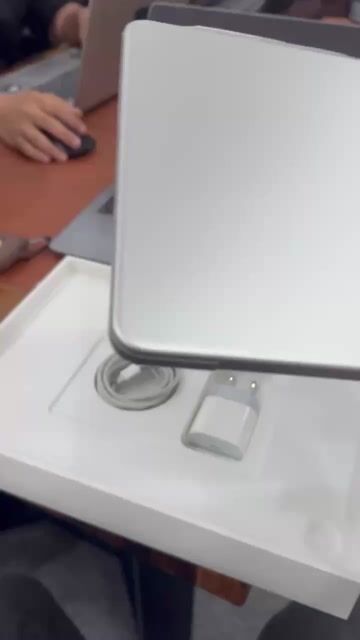 Apple Macbook Neo A18 Pro 8GB/512GB Silver FULLBOX. Mua bán Laptop tại Quận Gò Vấp Tp Hồ Chí Minh được đăng bởi Ngô Thành hình 1