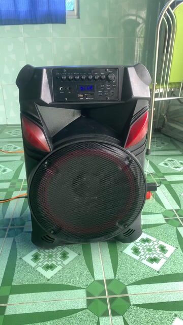 Loa kéo Bluetooth Đen. Mua bán Tivi, Âm thanh tại Huyện Tam Bình Vĩnh Long được đăng bởi Phạm Văn Thanh hình 1