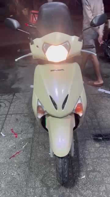 Honda Lead 2011 110cc Fi Kem 60000 km. Mua bán Xe máy tại Quận Bình Tân Tp Hồ Chí Minh được đăng bởi Lạc Giữa Chợ hình 1