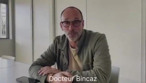 Chirurgien, des mains en or