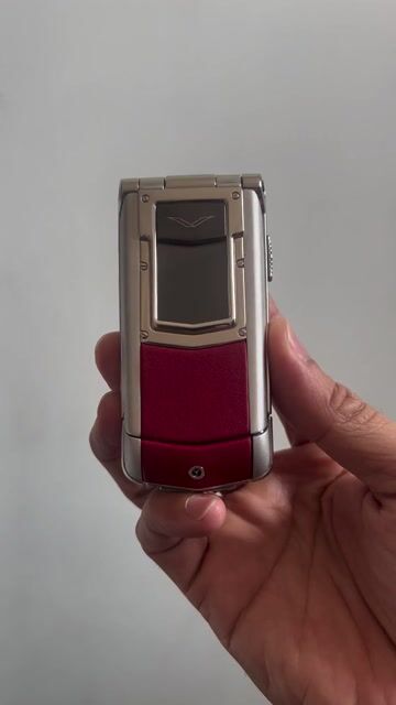 Vertu Constellation F Đỏ Bạc " Axyta bật nắp ". Mua bán Điện thoại tại Quận 8 Tp Hồ Chí Minh được đăng bởi Thanh Đỗ hình 1