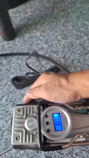 Máy bơm lốp di động 2 piston. Mua bán Phụ tùng xe tại Thành phố Dĩ An Bình Dương được đăng bởi Vũ quan huy hình 1