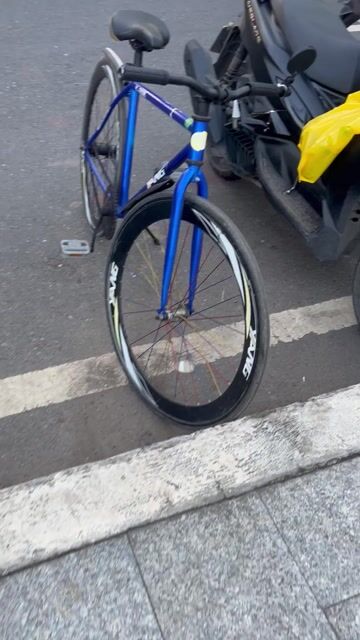 Bán xe Fix thắng ngược Y-703B.. Mua bán Xe đạp tại Quận Ninh Kiều Cần Thơ được đăng bởi Eirlys Nguyễn hình 1