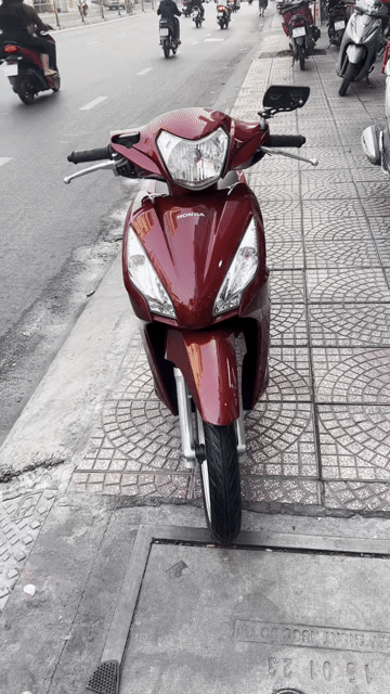 Honda Vision 2016 màu Đỏ. Mua bán Xe máy tại Quận Phú Nhuận Tp Hồ Chí Minh được đăng bởi Dũng hình 1