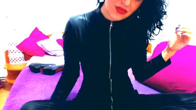 Model - YouFetishDream milf