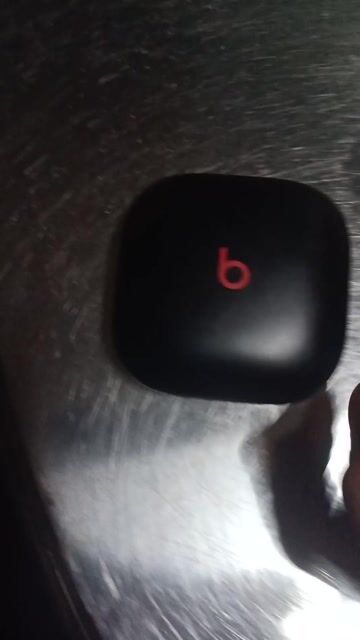 Tai nghe Beats Bluetooth Đen. Mua bán Thiết bị đeo thông minh tại Thành phố Mỹ Tho Tiền Giang được đăng bởi Nguyen chi tam hình 1