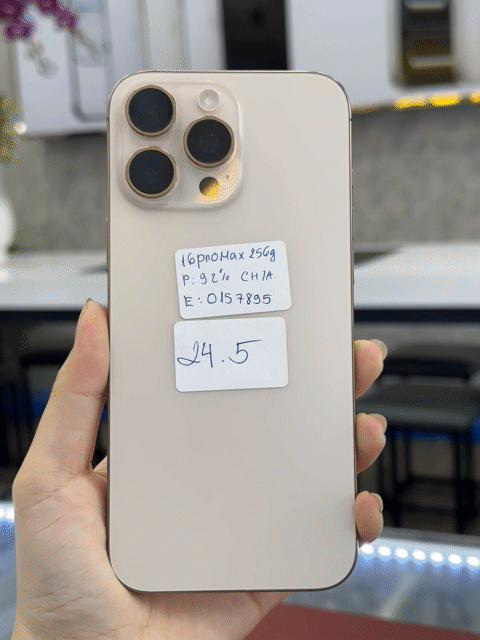 iPhone 16 Pro Max 256GB Zin Áp Đẹp Keng. Mua bán Điện thoại tại Thành phố Thủ Dầu Một Bình Dương được đăng bởi Phong Le hình 1