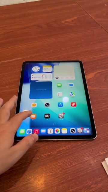 Apple iPad Pro M2 11 inch 128GB. Mua bán Máy tính bảng tại Quận Tân Bình Tp Hồ Chí Minh được đăng bởi Minh Tuấn hình 1