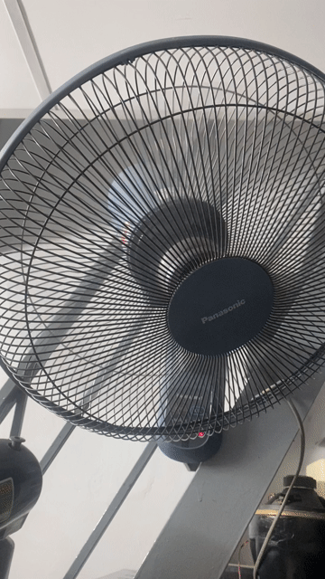 Quạt treo tường Panasonic Xám nhiều chế độ gió. Mua bán Quạt tại Thành phố Thủ Đức Tp Hồ Chí Minh được đăng bởi khách sạn đăng khánh hình 1