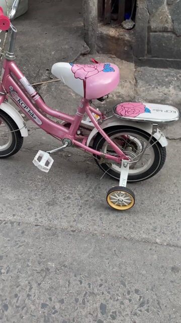 Xe đạp trẻ em KCP bike Nữ Hồng. Mua bán Xe đạp tại Quận Bình Thạnh Tp Hồ Chí Minh được đăng bởi Ngọc Nguyễn  hình 1
