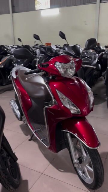 Honda Vision màu Đỏ 16766 km. Mua bán Xe máy tại Huyện Hiệp Hòa Bắc Giang được đăng bởi Nguyễn Hoàng Dương hình 1