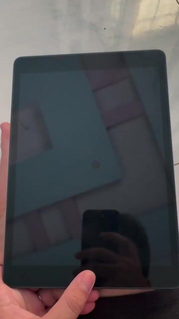 Apple iPad Gen 9 Xám Đã sử dụng. Mua bán Máy tính bảng tại Thành phố Biên Hòa Đồng Nai được đăng bởi Tiến Anh hình 1
