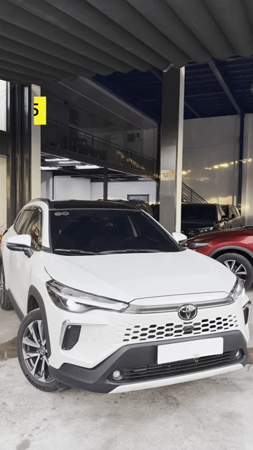 Toyota Corolla Cross 1.8V 2025 siêu lướt 1500km. Mua bán Ô tô tại Thành phố Thủ Đức Tp Hồ Chí Minh được đăng bởi Bá Lộc hình 1