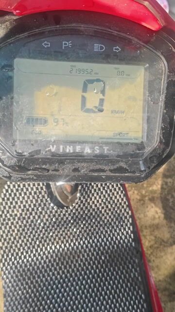 Xe máy điện VinFast Impes Đỏ-Đen. Mua bán Xe điện tại Thành phố Nha Trang Khánh Hòa được đăng bởi Đặng Duy hình 1