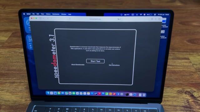 Apple MacBook Air M5 Midnight Base. Mua bán Laptop tại Quận Hai Bà Trưng Hà Nội được đăng bởi Nguyễn Tuấn Anh hình 1