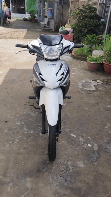 Honda Future X Trắng. Mua bán Xe máy tại Quận Cái Răng Cần Thơ được đăng bởi Cầm Đồ Minh Tấn hình 1