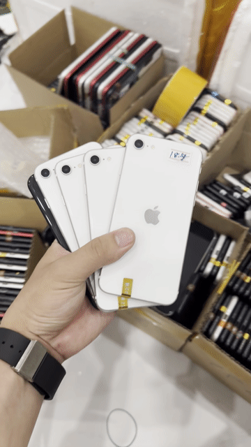iPhone SE 128GB Zin Phẩy. Mua bán Điện thoại tại Quận Gò Vấp Tp Hồ Chí Minh được đăng bởi Nguyễn Cảnh Khá hình 1