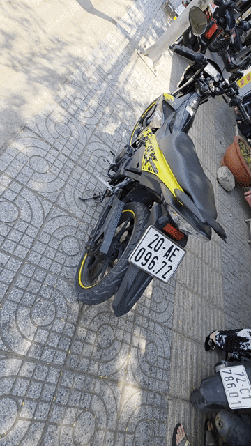 Suzuki Satria 2019 Đen vàng 37.000 km. Mua bán Xe máy tại Thành phố Vũng Tàu Bà Rịa - Vũng Tàu được đăng bởi Đàm Quang Tuấn hình 1