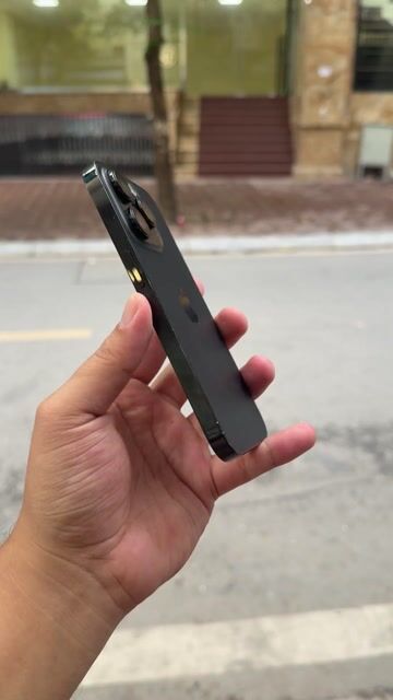 Apple iPhone 14 Pro 128GB Q.tế có khay sim có Góp. Mua bán Điện thoại tại Quận Đống Đa Hà Nội được đăng bởi Bùi Hiếu  H iStore hình 1