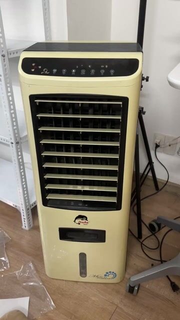 Quạt hơi nước Iruka Trắng Kem Thái Lan. Mua bán Quạt tại Quận Tân Phú Tp Hồ Chí Minh được đăng bởi Anh Tuan hình 1