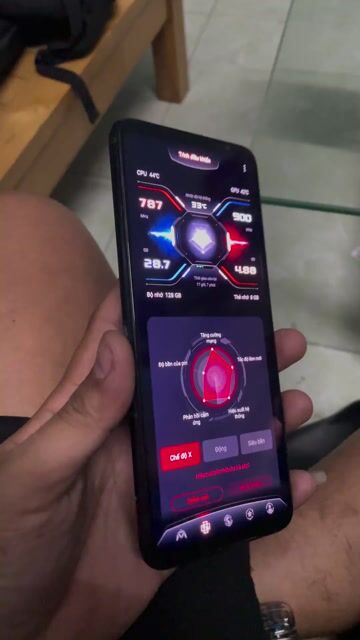 ROG Phone 6 Đen Đã sử dụng. Mua bán Điện thoại tại Quận Hoàng Mai Hà Nội được đăng bởi Trung Kiên hình 1