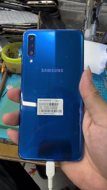 Samsung a7 2018 4/64 zin nguyên cây. Mua bán Điện thoại tại Thành phố Quảng Ngãi Quảng Ngãi được đăng bởi TặngN hình 1