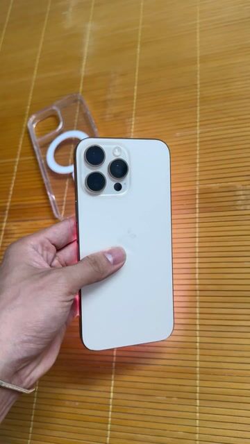 Apple iPhone 16 Pro Max 256GB. Mua bán Điện thoại tại Quận Đống Đa Hà Nội được đăng bởi Nguyễn Văn Điền hình 1