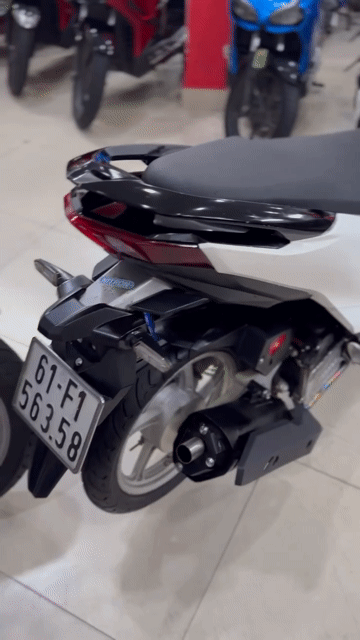 Honda Vario 150 2019 Kiểng.Trắng Đen .BS61.Giá tốt. Mua bán Xe máy tại Quận 6 Tp Hồ Chí Minh được đăng bởi Cửa Hàng Xe Máy Hoà Bùi hình 1