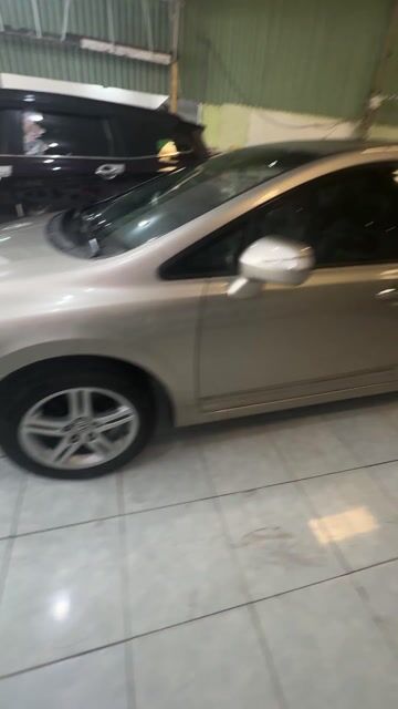 Honda Civic 2.0 Vàng cát. Mua bán Ô tô tại Quận Bình Thuỷ Cần Thơ được đăng bởi Phi hình 1