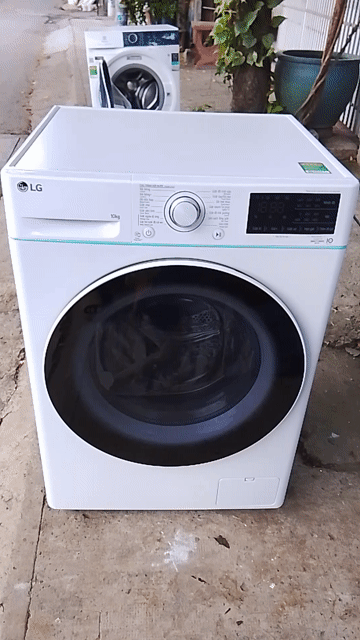 Máy giặt LG 10kg Inverter, nguyên Zin, đời cao. Mua bán Máy giặt tại Quận Bình Tân Tp Hồ Chí Minh được đăng bởi Trần Thanh Ly hình 1