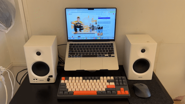 Apple Macbook Air M2 Bạc Đã sử dụng. Mua bán Laptop tại Quận Ninh Kiều Cần Thơ được đăng bởi Di hình 1