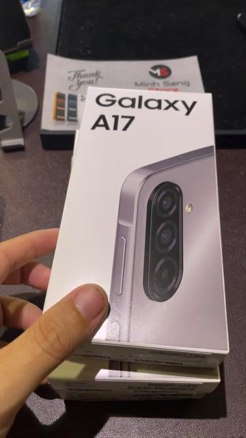 Samsung Galaxy A17 128GB new seal 100%. Mua bán Điện thoại tại Quận Gò Vấp Tp Hồ Chí Minh được đăng bởi Minh Sang SamZone hình 1
