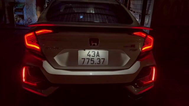 Cần bán bộ hậu vẩy rồng và đuôi gió RS civic 2018. Mua bán Phụ tùng xe tại Quận Ngũ Hành Sơn Đà Nẵng được đăng bởi Thanh Quang hình 1