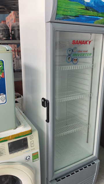Tủ mát sanaky 250L giá rẻ. Mua bán Tủ lạnh tại Quận 7 Tp Hồ Chí Minh được đăng bởi ĐIỆN MÁY SÀI THÀNH hình 1