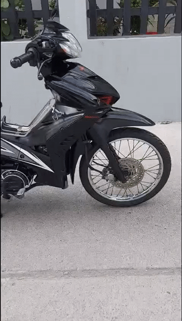 Honda Wave RSX Fi 2011 Đen. Mua bán Xe máy tại Quận 7 Tp Hồ Chí Minh được đăng bởi Lê Quang Hưng  hình 1