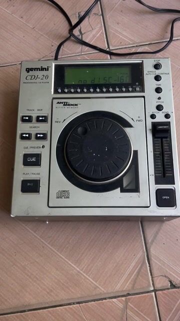 Đầu đĩa CD Gemini CDJ-20 Xám. Mua bán Nhạc cụ tại Quận Liên Chiểu Đà Nẵng được đăng bởi shop sinh viên đà nẵng  hình 1
