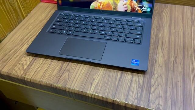 Dell , Core i7 1185G7 - Nặng 1.2Kg - Bản Carbon . Mua bán Laptop tại Quận 10 Tp Hồ Chí Minh được đăng bởi Laptop Hùng Dũng  hình 1