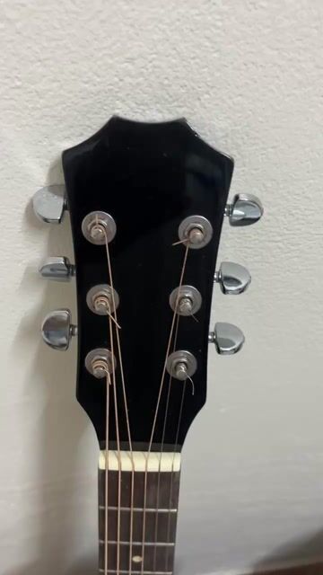 Đàn Acoustic (Màu Đen Bóng). Mua bán Nhạc cụ tại Thành phố Huế Thừa Thiên Huế được đăng bởi Bin Nguyễn hình 1